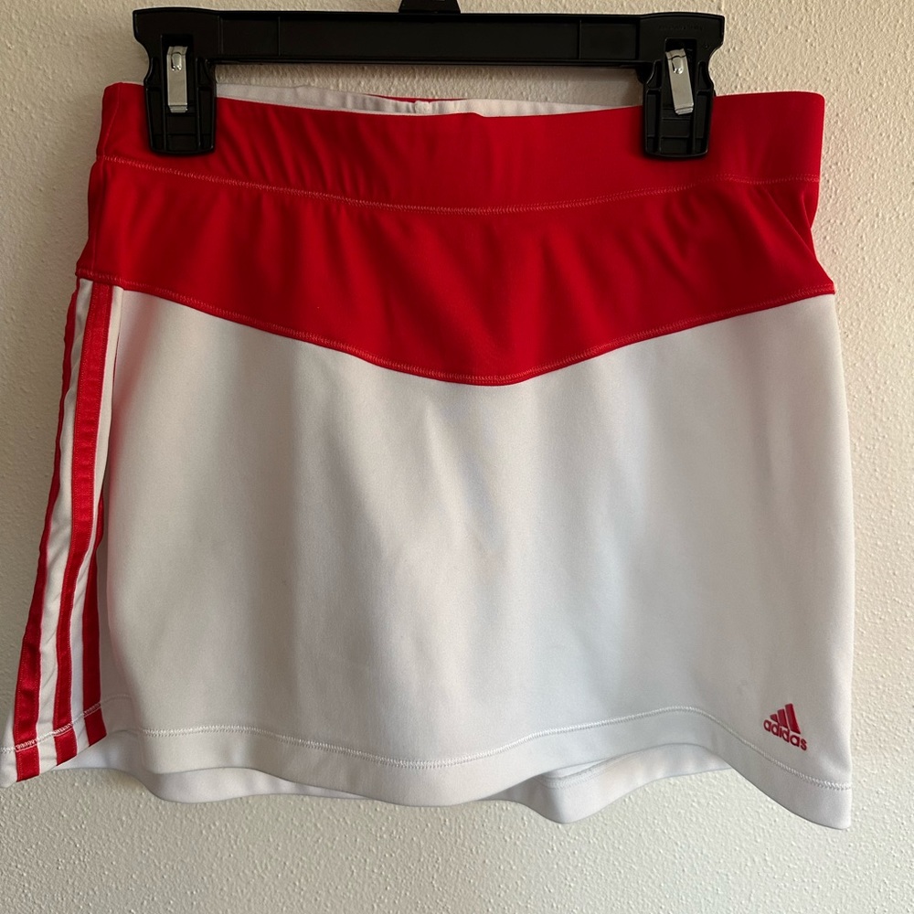 Adidas tennis skirt w/ shorts liner